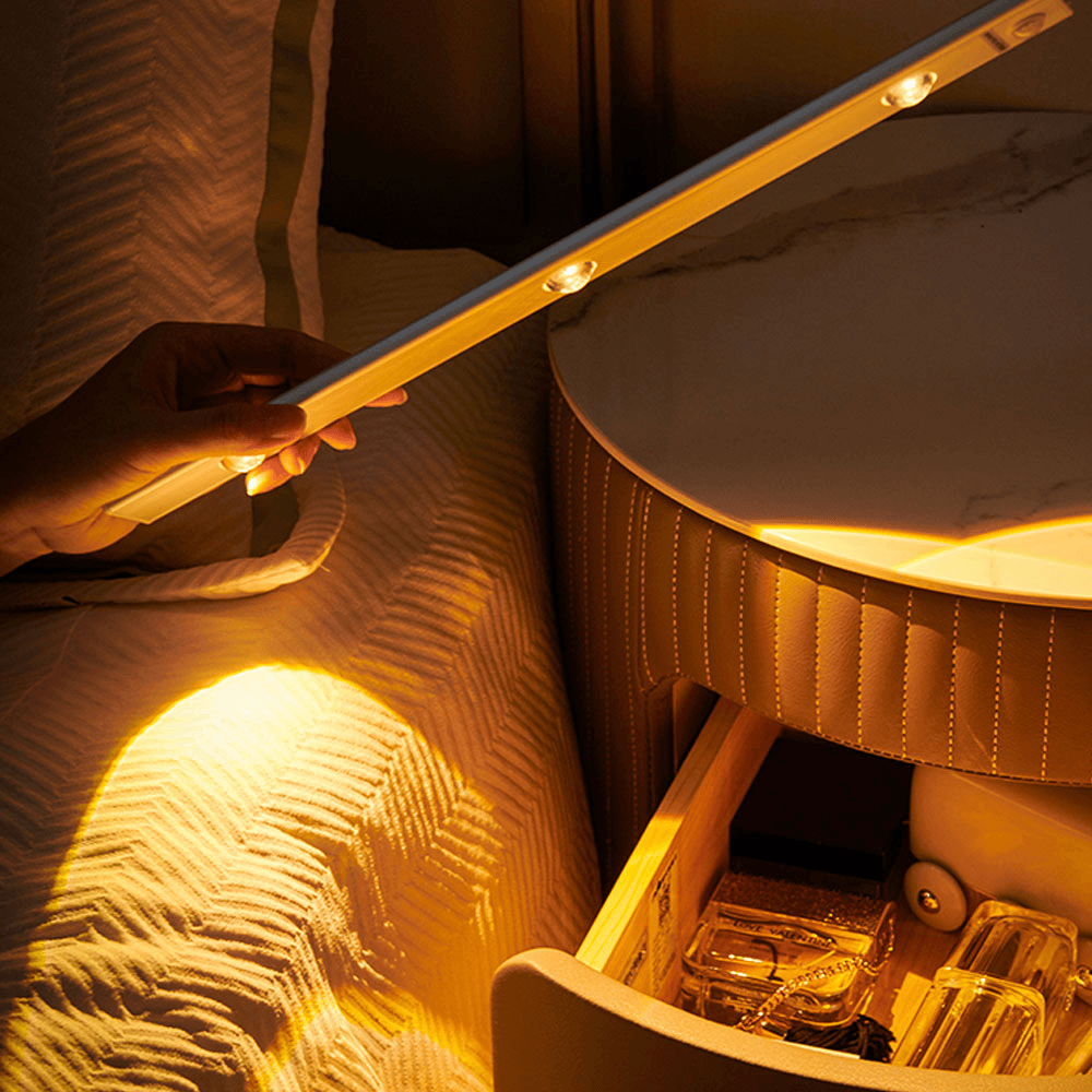 Wireless LED Spotlight