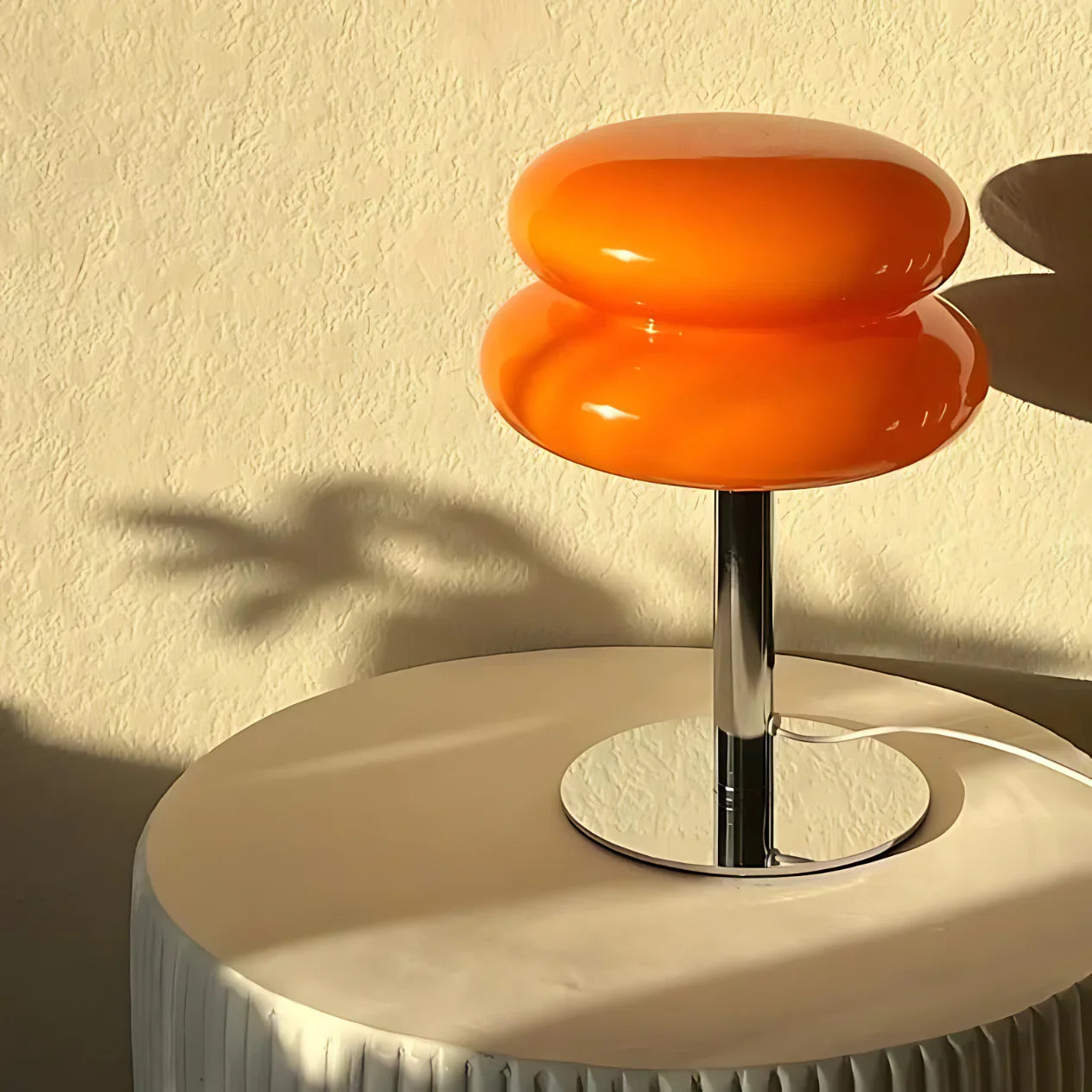 Lumière Éternelle Glass Table Lamp