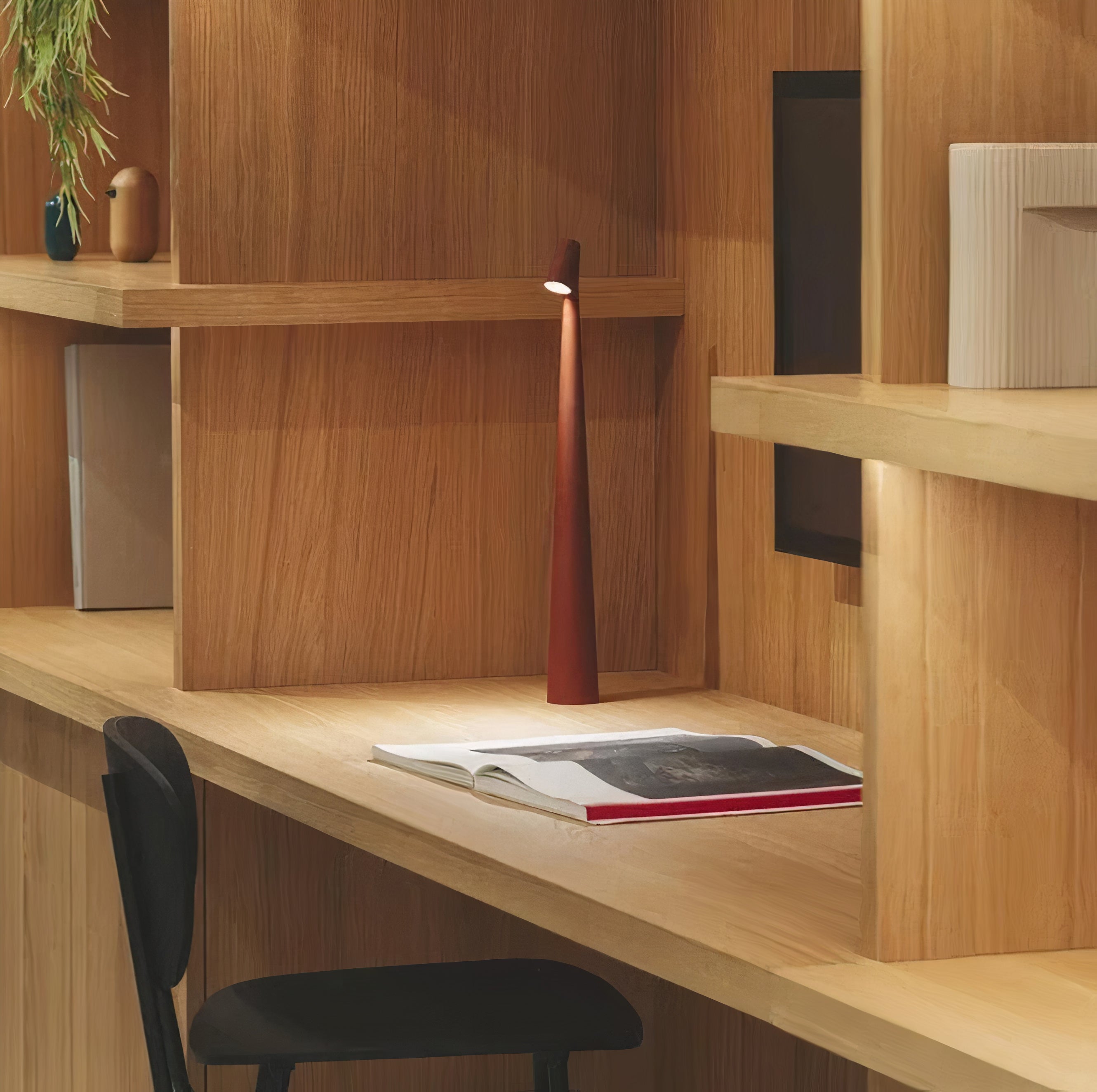 Minimalist Beam Lamp