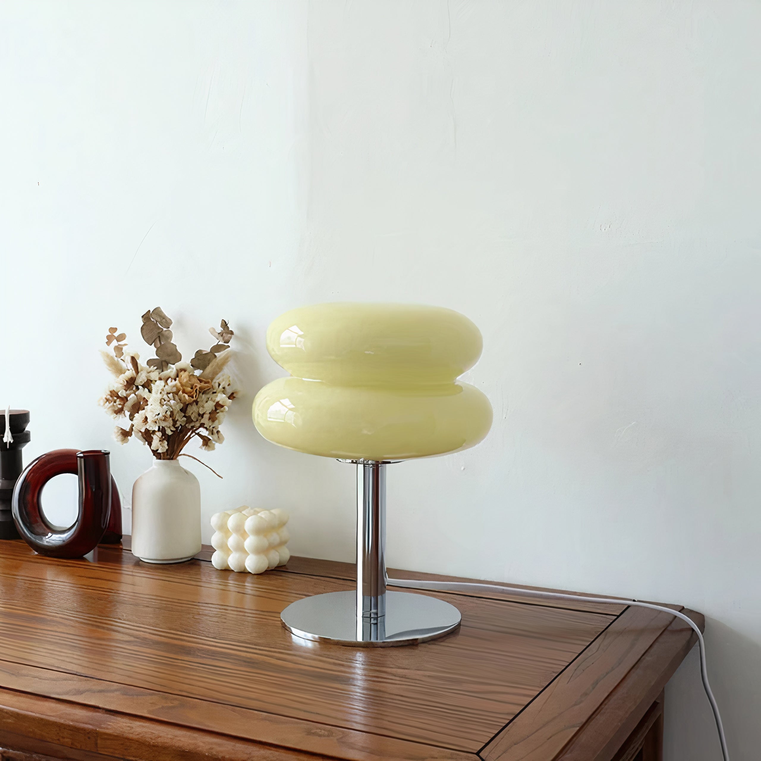 Lumière Éternelle Glass Table Lamp